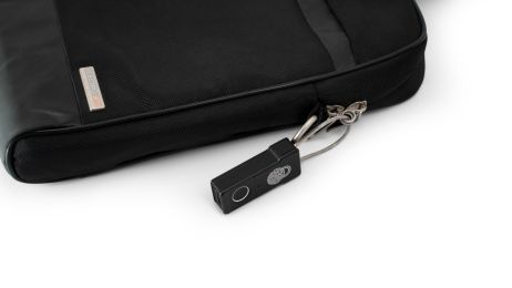 Weatherproof Fingerprint Quicklock with Steel Cable for Gym Locker Privacy